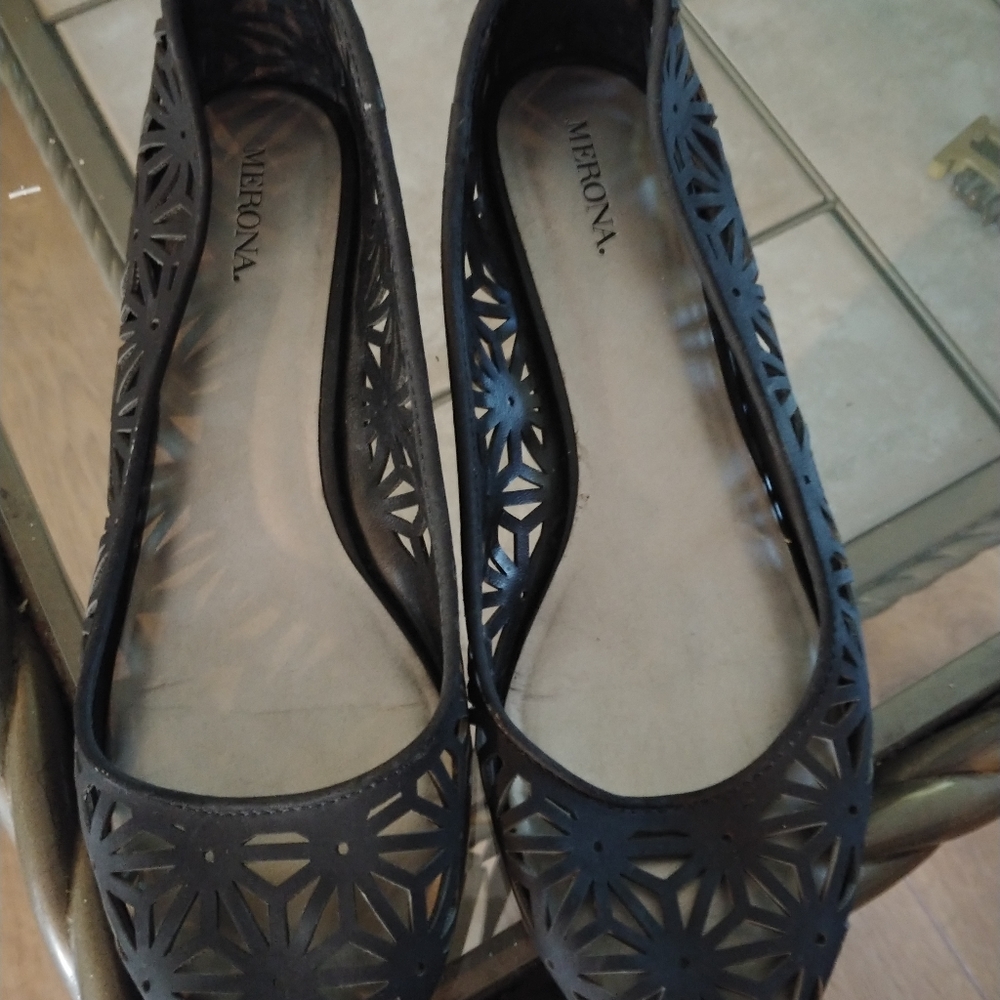 Laser Cut Black Flats w Kitten Heel